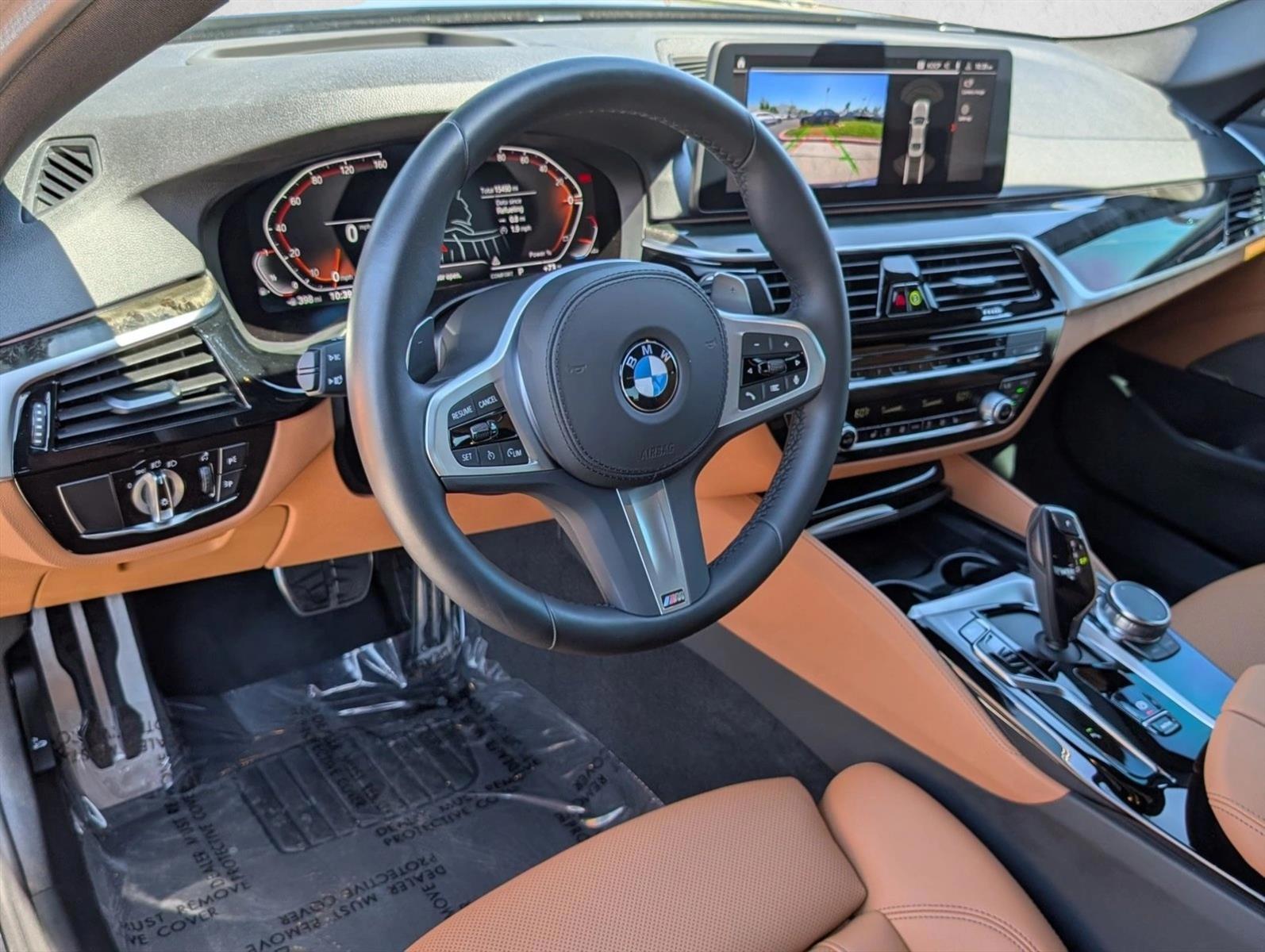 Thumbnail: 2023 BMW 5 Series - 3
