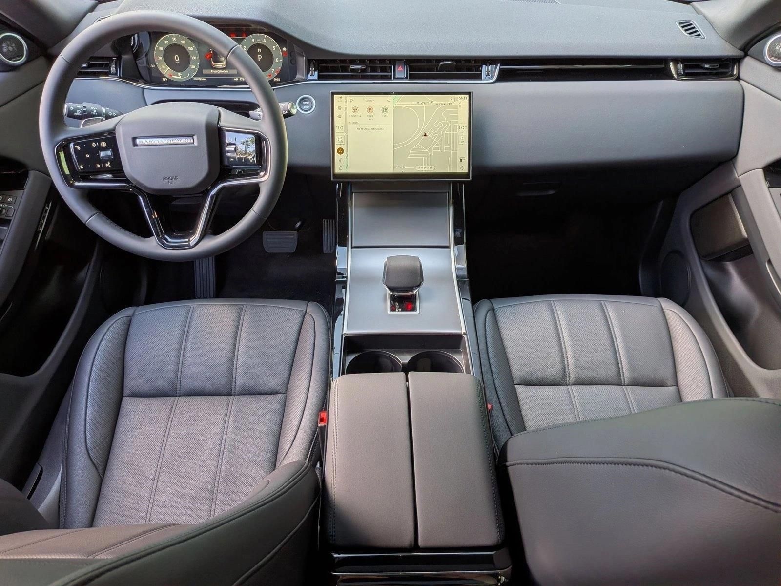 Thumbnail: 2026 Land Rover Range Rover Evoque - 4