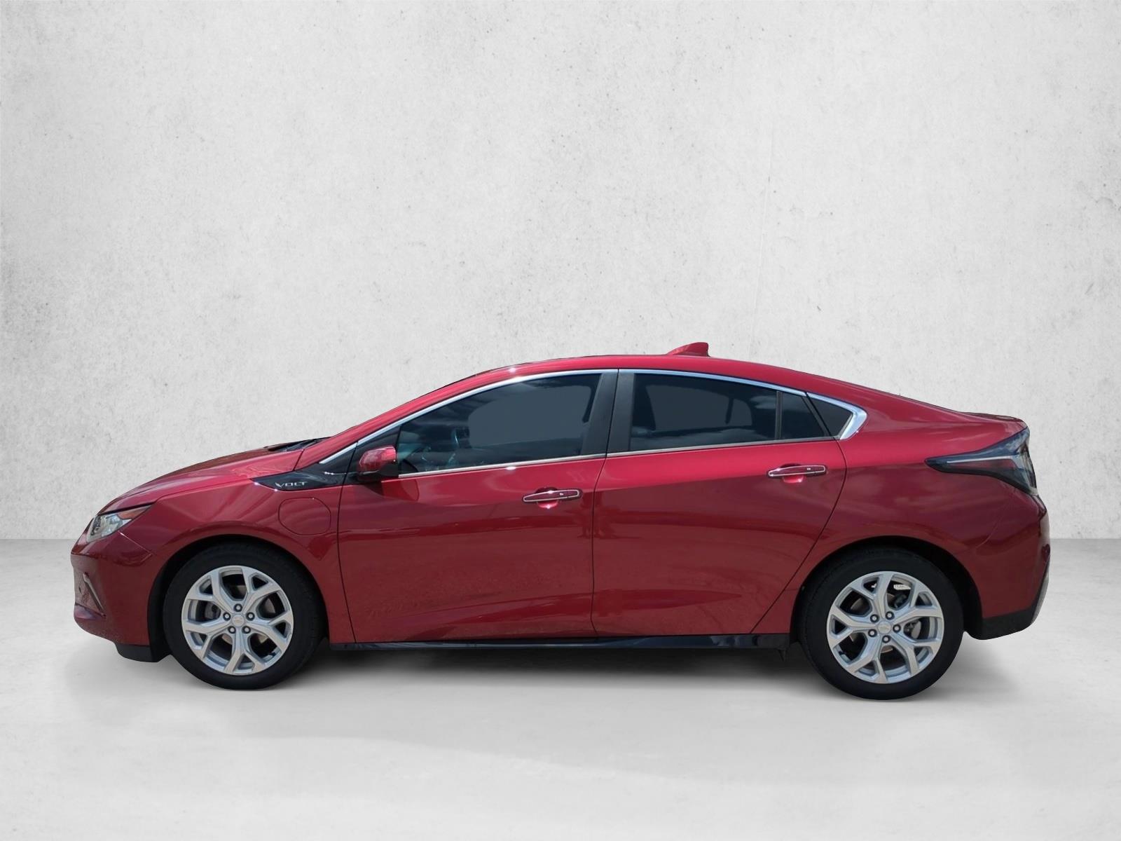 Thumbnail: 2019 Chevrolet Volt - 2