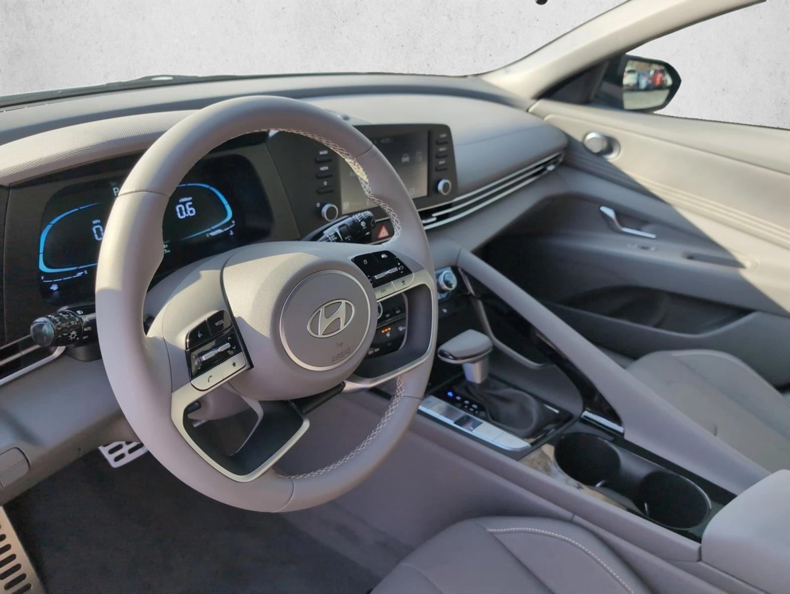 Thumbnail: 2026 Hyundai Elantra - 3