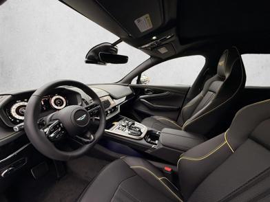 2026 Aston Martin DBX