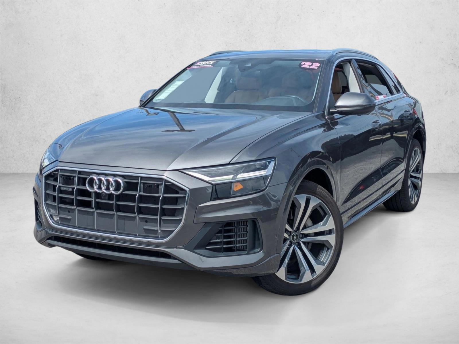 Thumbnail: 2022 Audi Q8 - 1