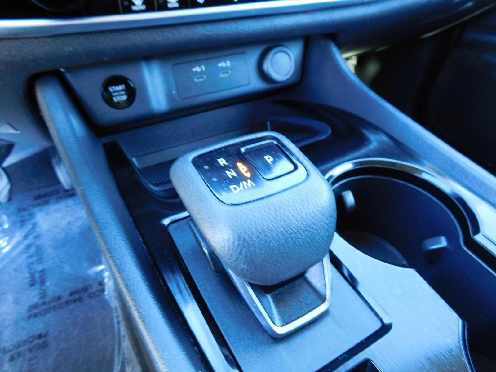 2025 Nissan Rogue SV - Photo 18