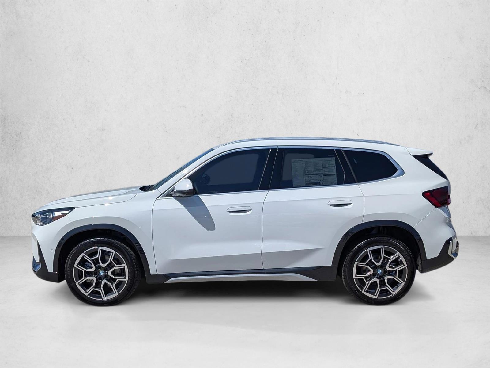 Thumbnail: 2026 BMW X1 - 2