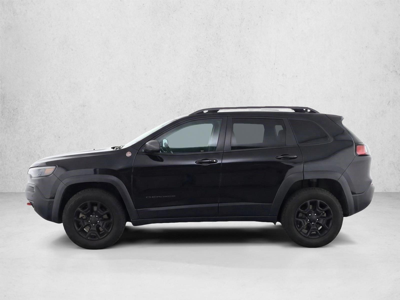 Thumbnail: 2019 Jeep Cherokee - 2