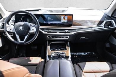 2024 BMW X7