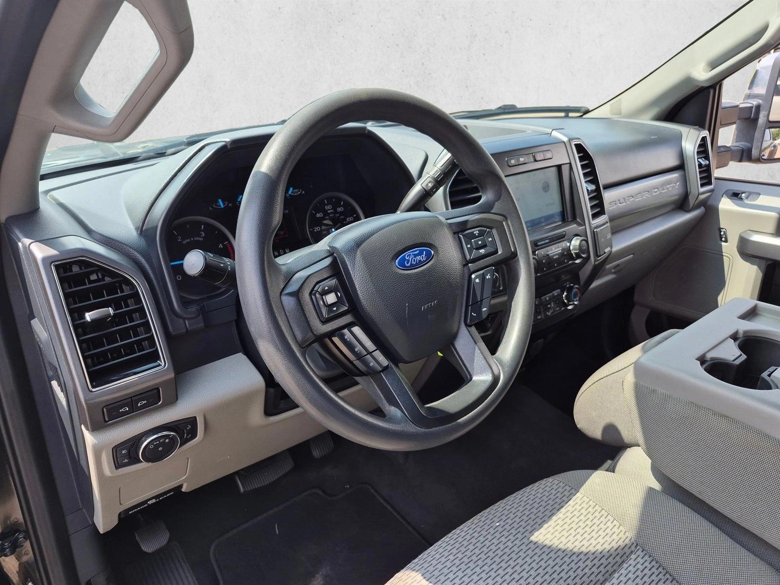 Thumbnail: 2022 Ford F-450 - 3