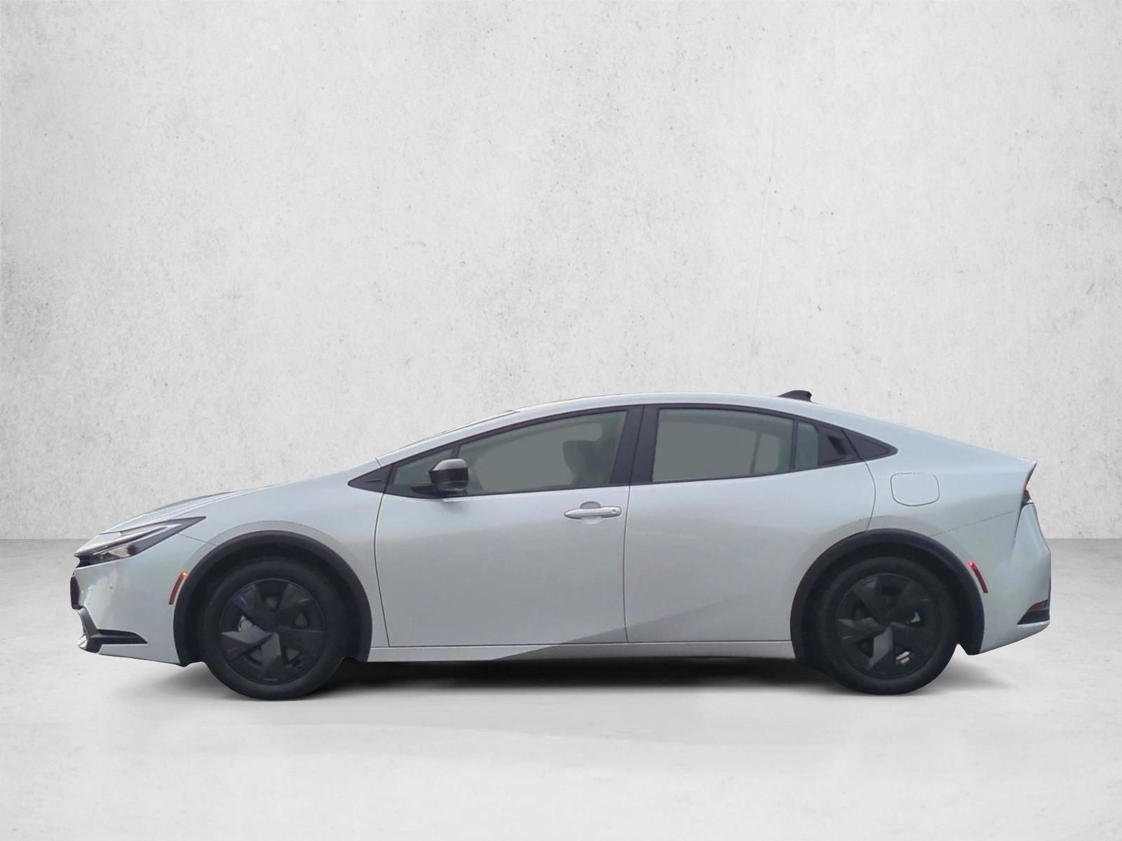 Thumbnail: 2026 Toyota Prius - 2