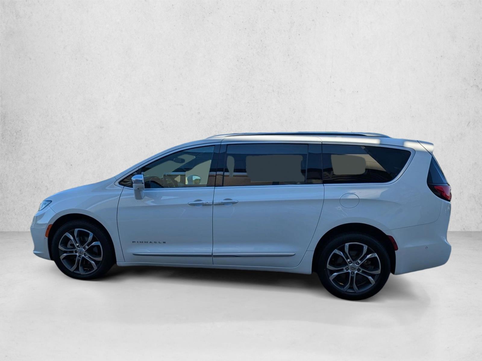 Thumbnail: 2022 Chrysler Pacifica - 2