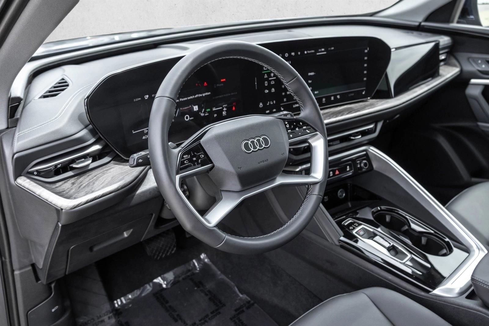 Thumbnail: 2025 Audi Q5 - 3