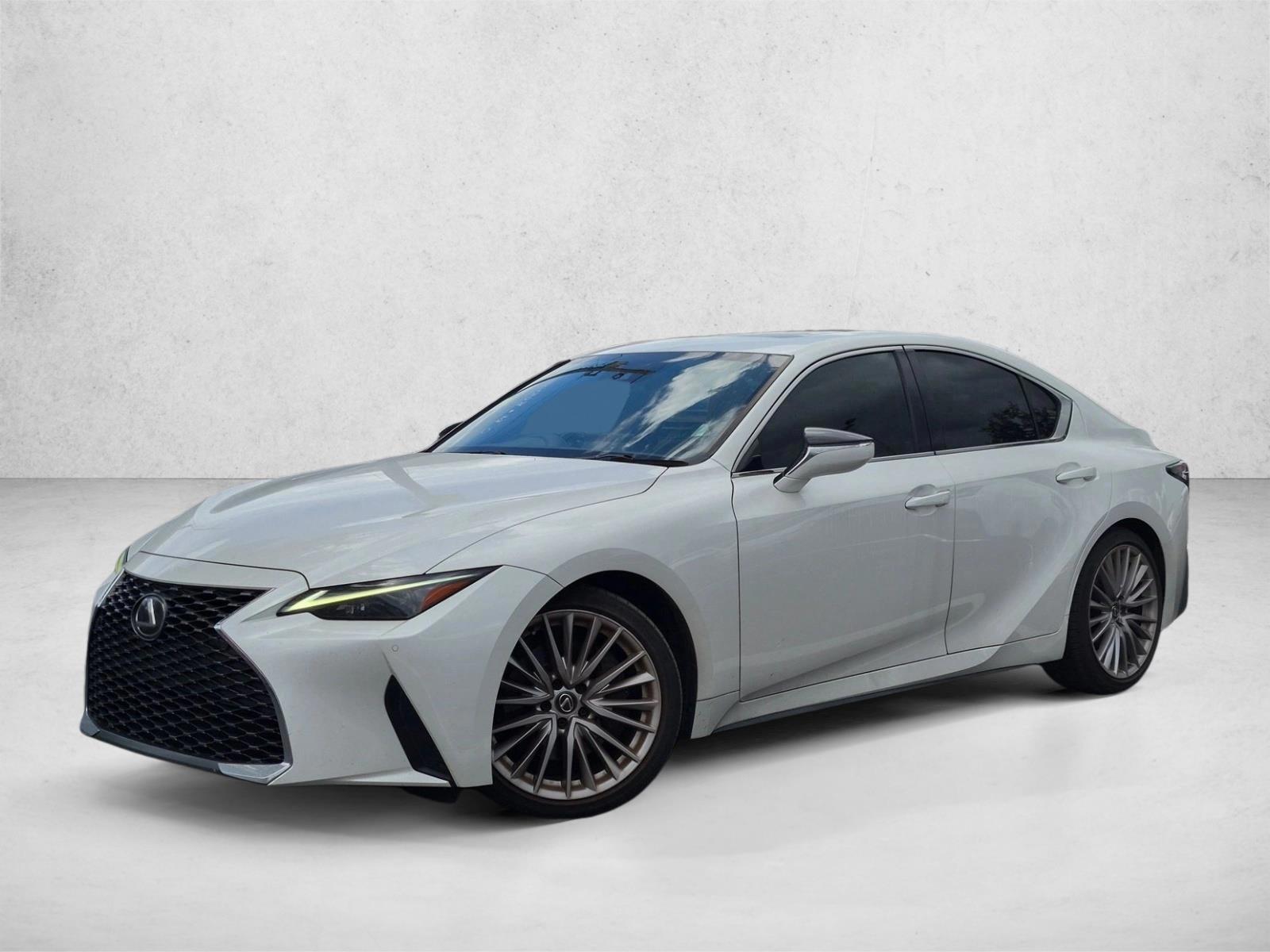 2023 Lexus IS