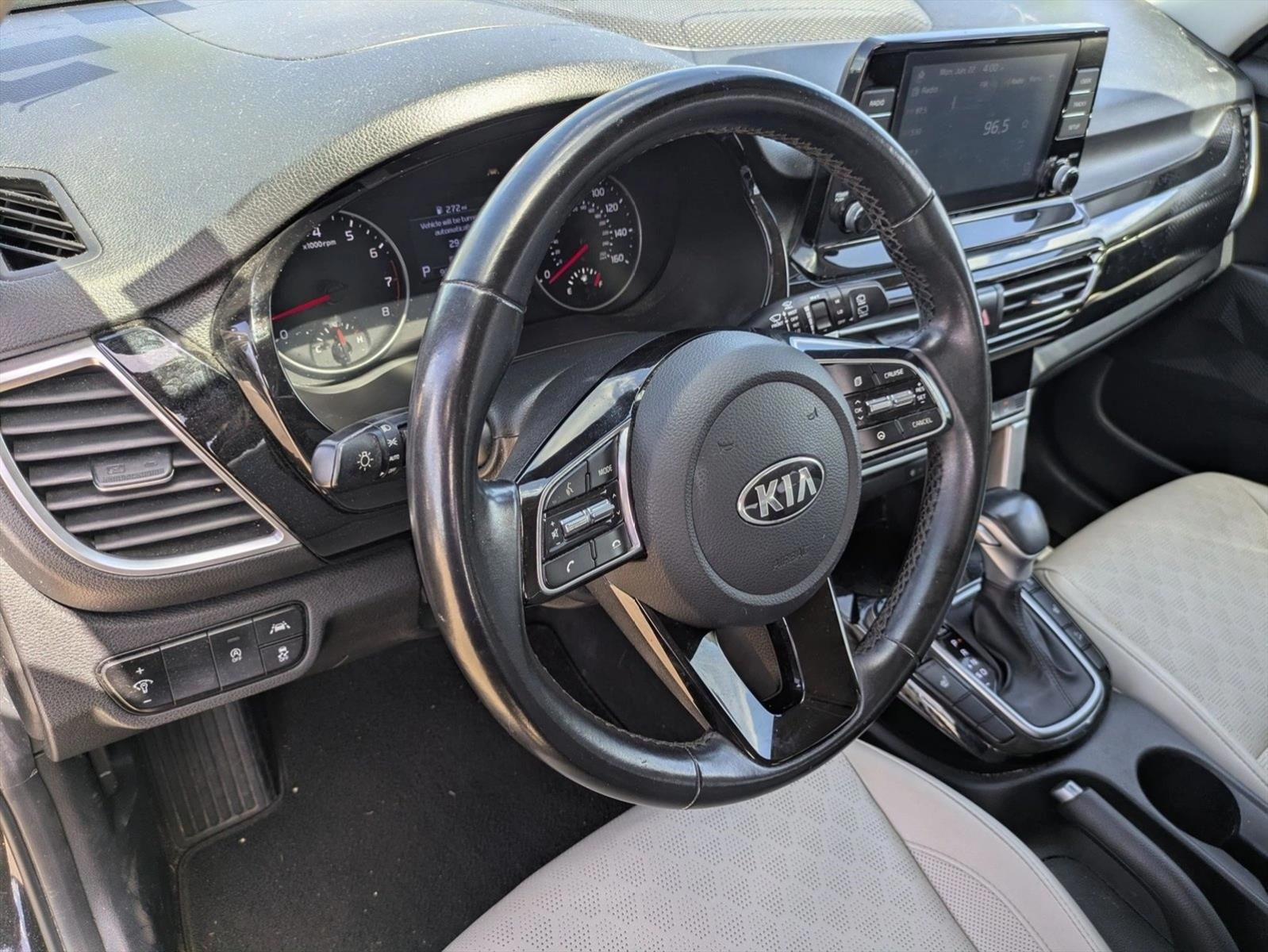 Thumbnail: 2021 Kia Seltos - 3