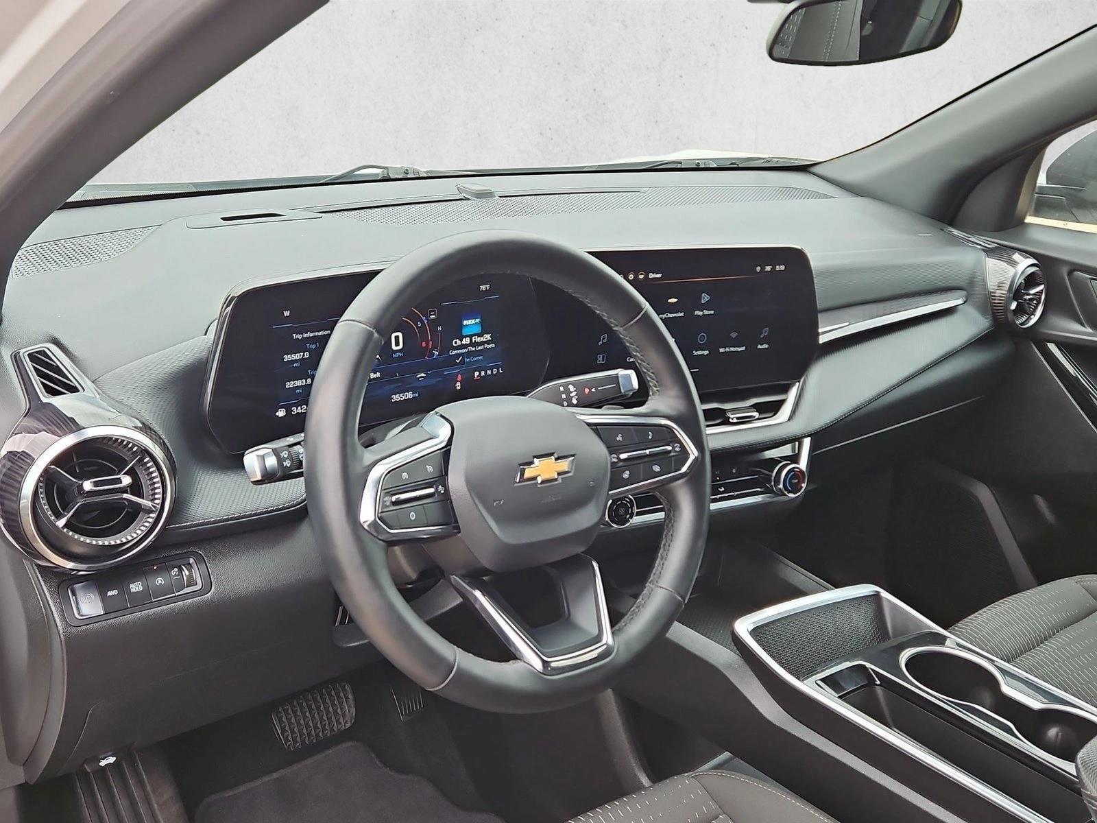 Thumbnail: 2025 Chevrolet Equinox - 3