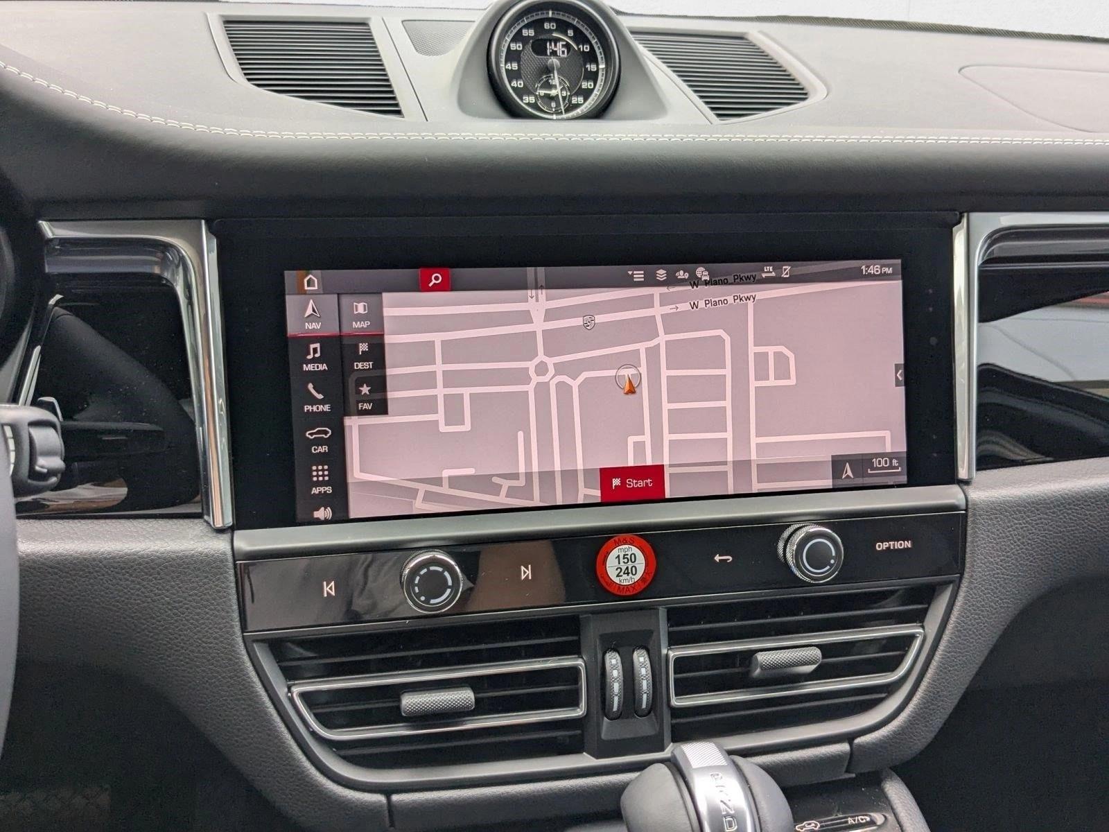 2026 Porsche Macan T - Photo 17