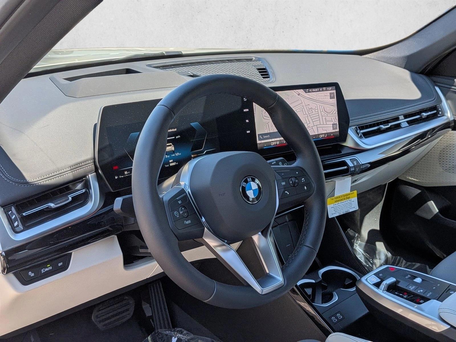 Thumbnail: 2026 BMW X1 - 3