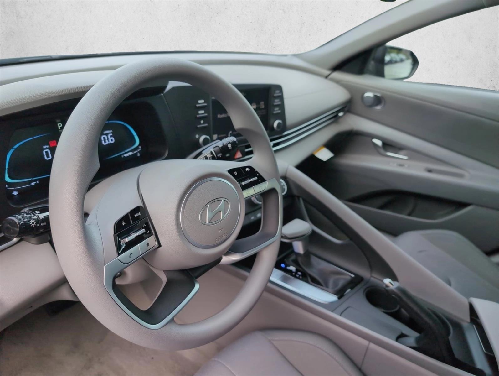 Thumbnail: 2026 Hyundai Elantra - 3
