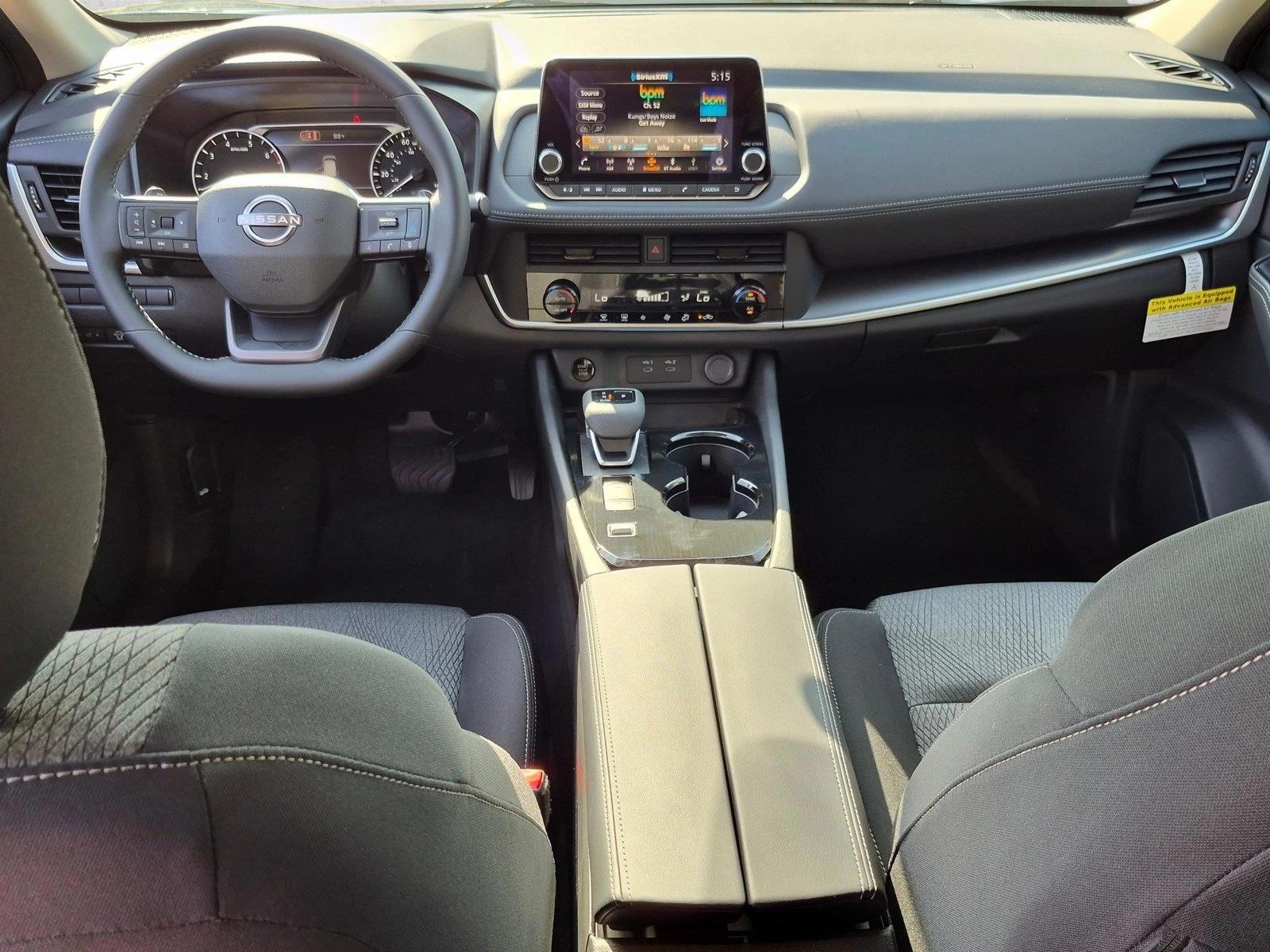 Thumbnail: 2026 Nissan Rogue - 4