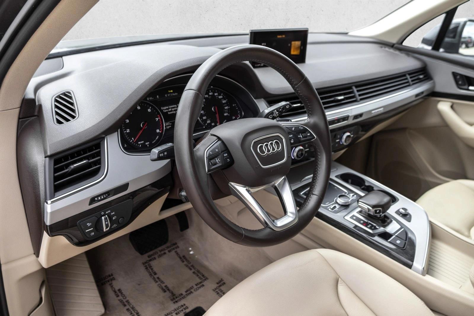 Thumbnail: 2019 Audi Q7 - 3
