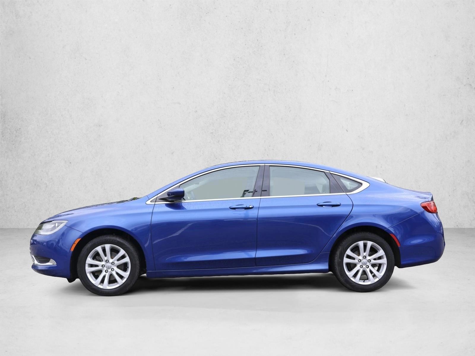 Thumbnail: 2015 Chrysler 200 - 2