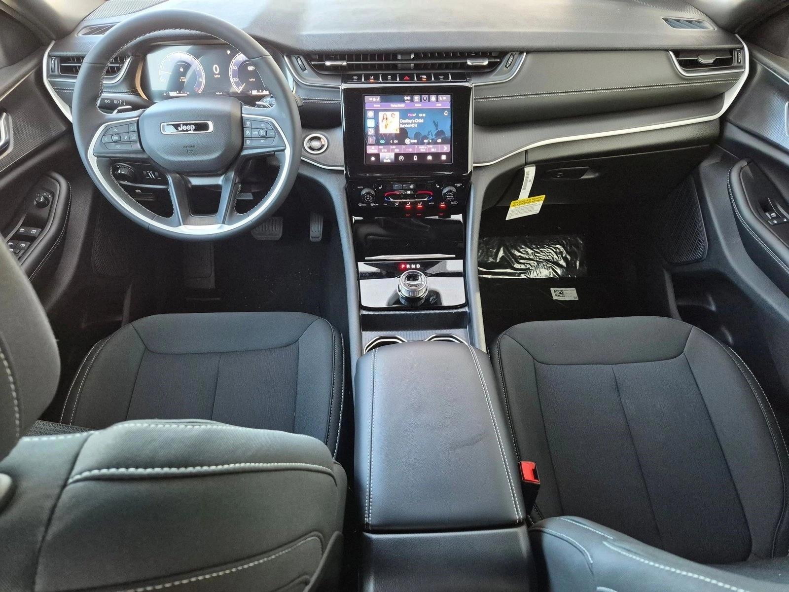 Thumbnail: 2026 Jeep Grand Cherokee - 4