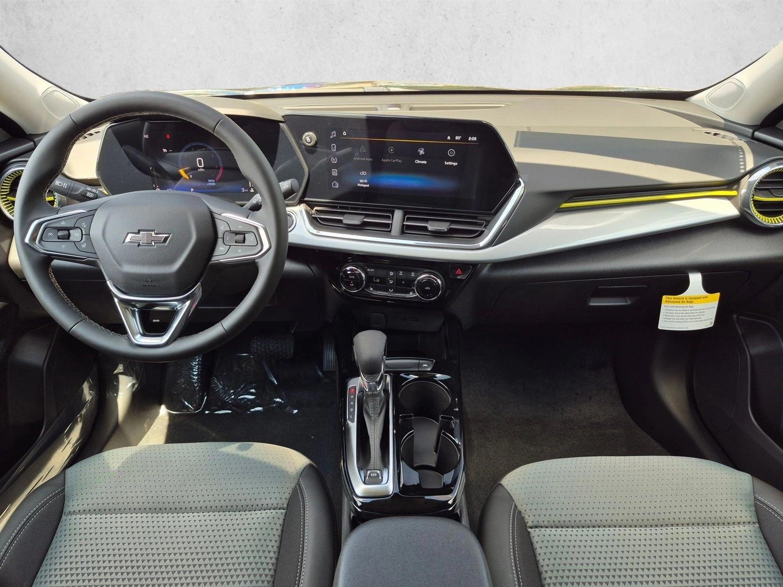 Thumbnail: 2026 Chevrolet Trax - 4