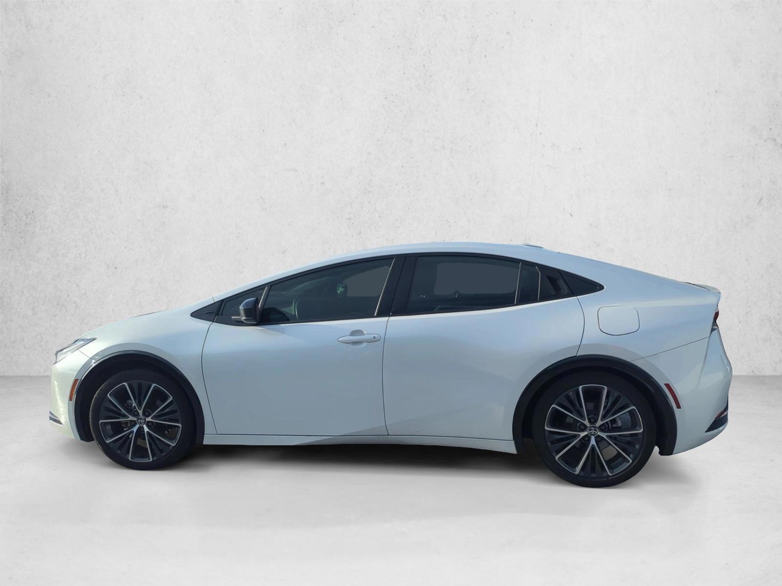 Thumbnail: 2025 Toyota Prius - 2