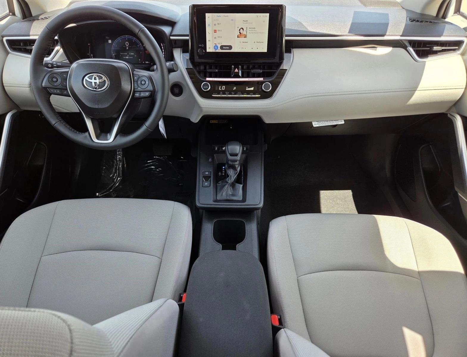 Thumbnail: 2026 Toyota Corolla Cross - 4