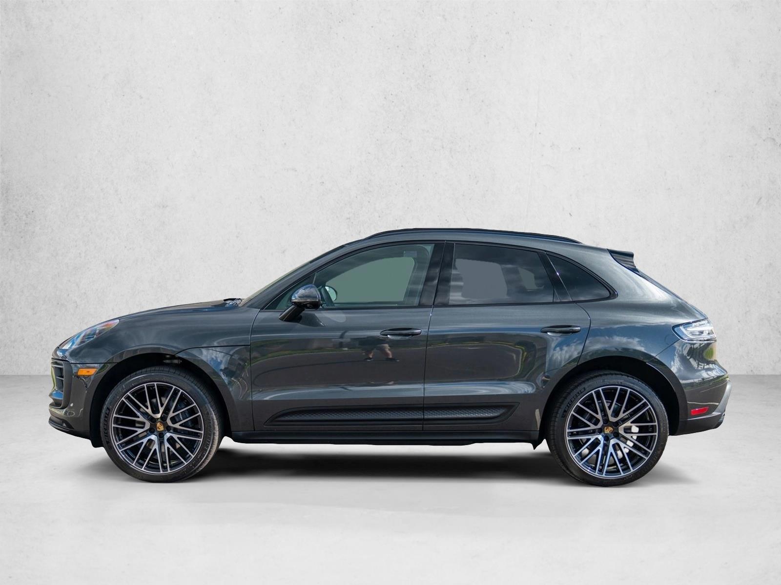 Thumbnail: 2026 Porsche Macan - 2