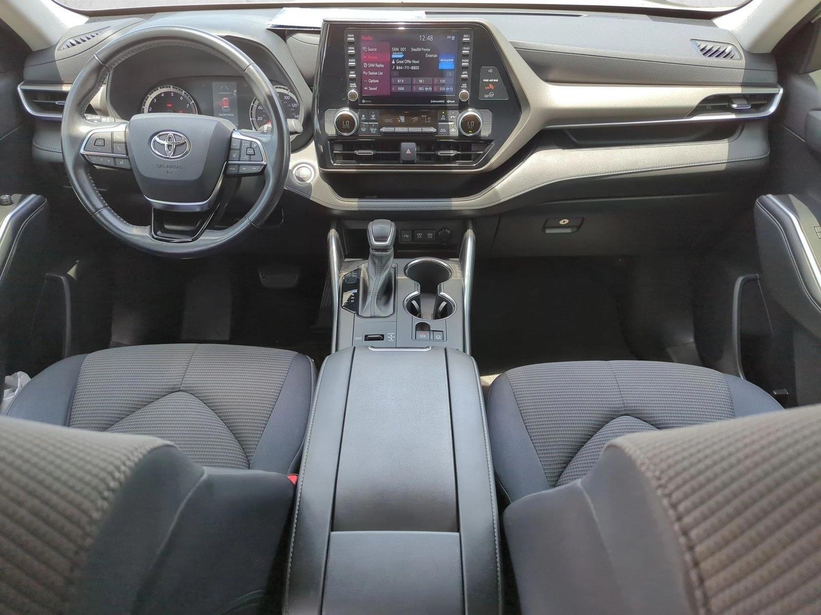 Thumbnail: 2021 Toyota Highlander - 4