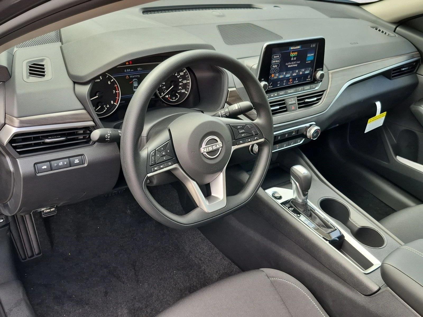 Thumbnail: 2026 Nissan Altima - 3
