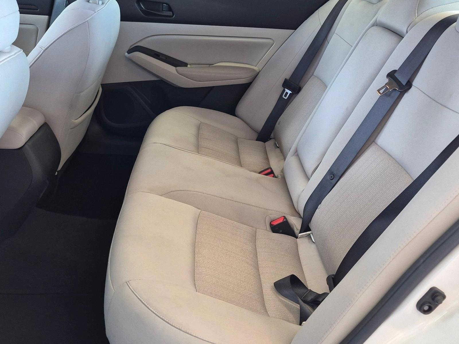 2025 Nissan Altima SV - Photo 17