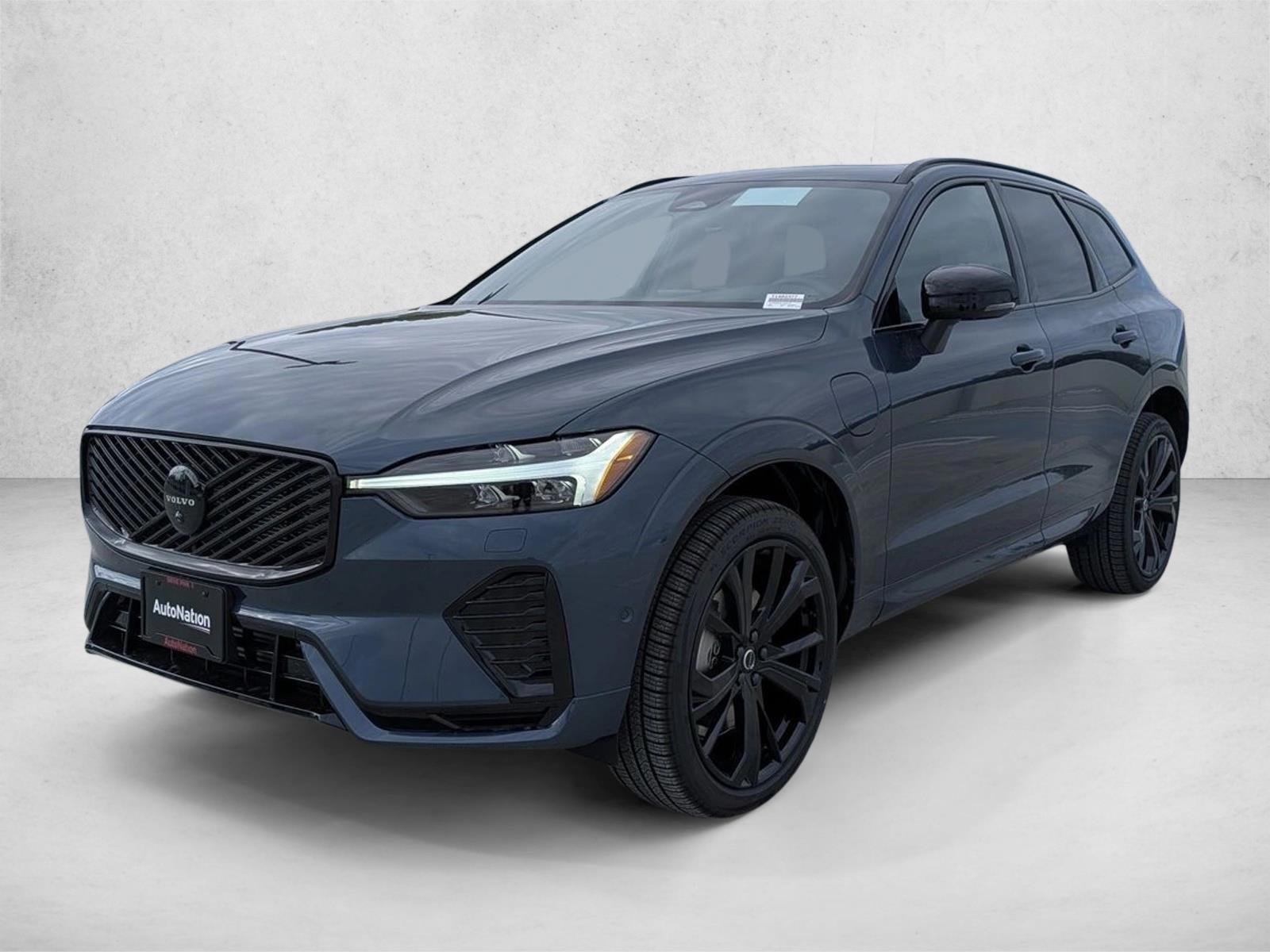Thumbnail: 2026 Volvo XC60 - 1