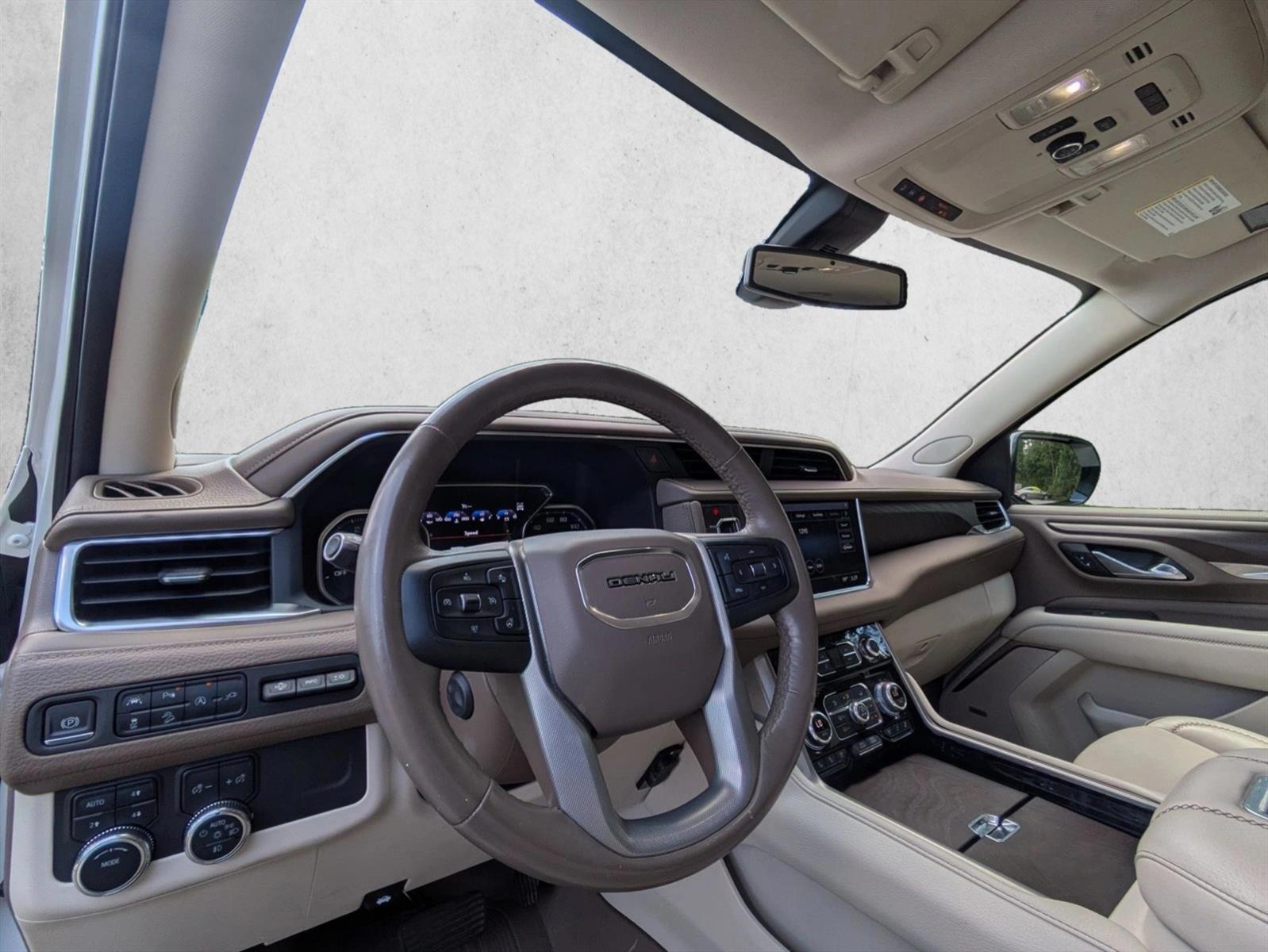 Thumbnail: 2021 GMC Yukon XL - 3