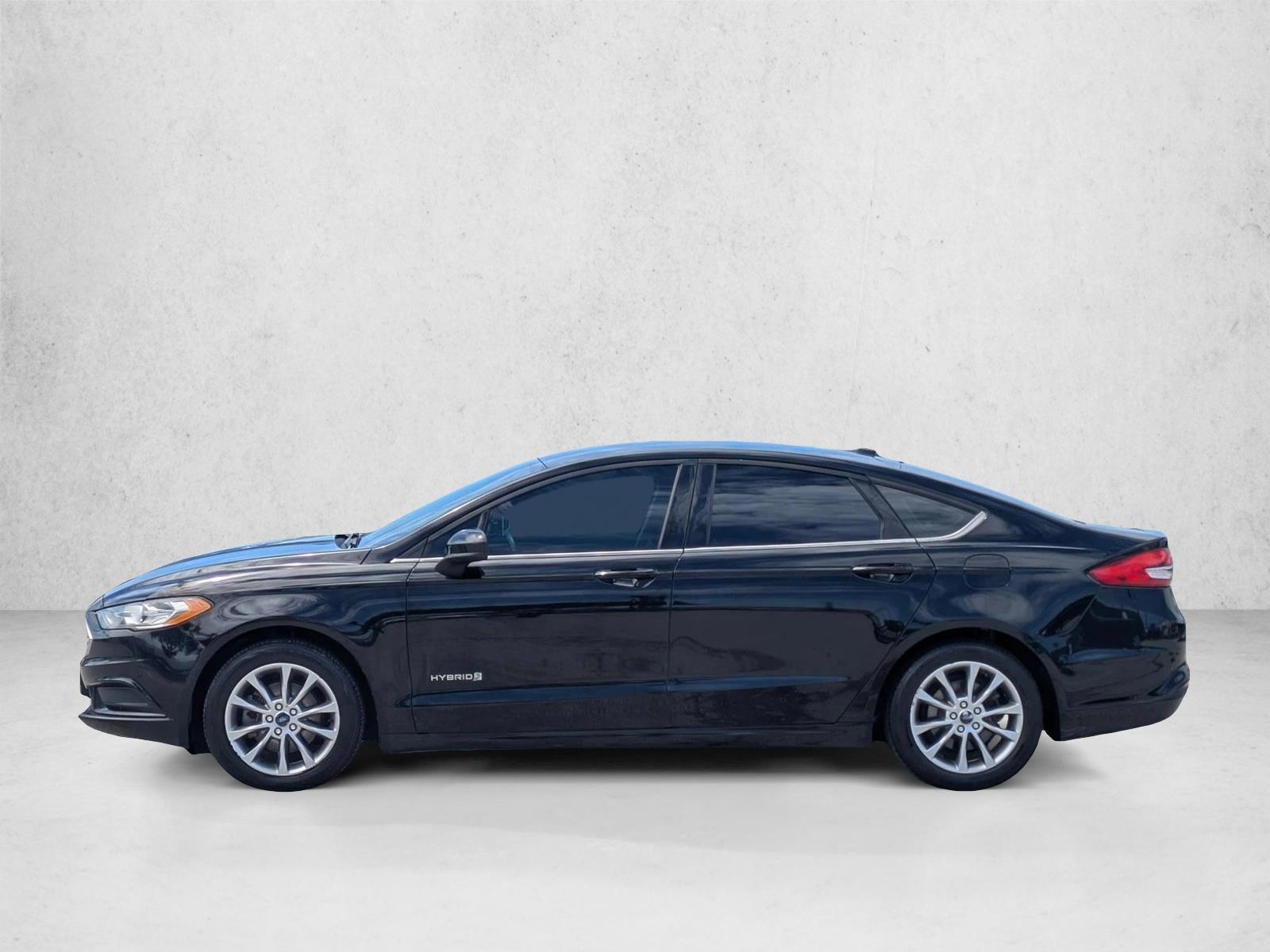Thumbnail: 2017 Ford Fusion - 2