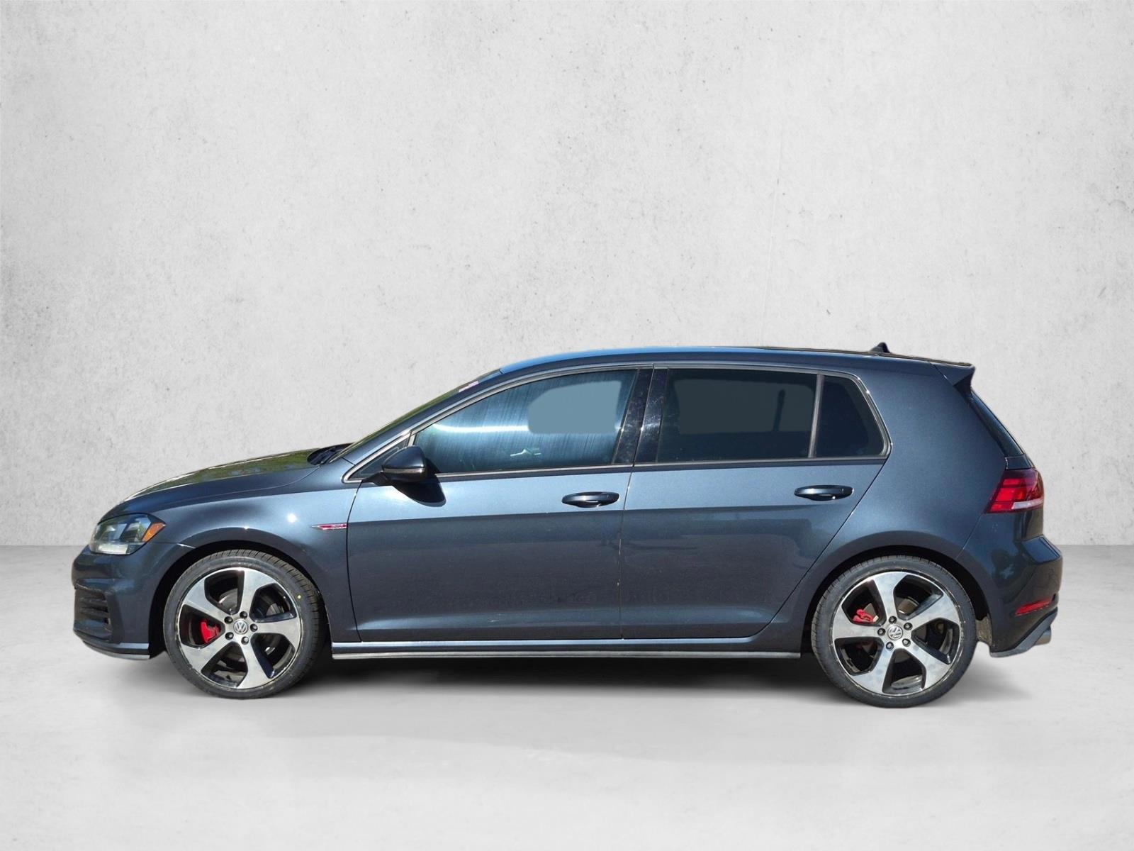 Thumbnail: 2018 Volkswagen Golf - 2