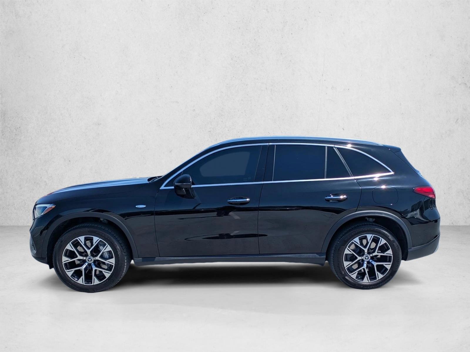 Thumbnail: 2025 Mercedes-Benz GLC - 2