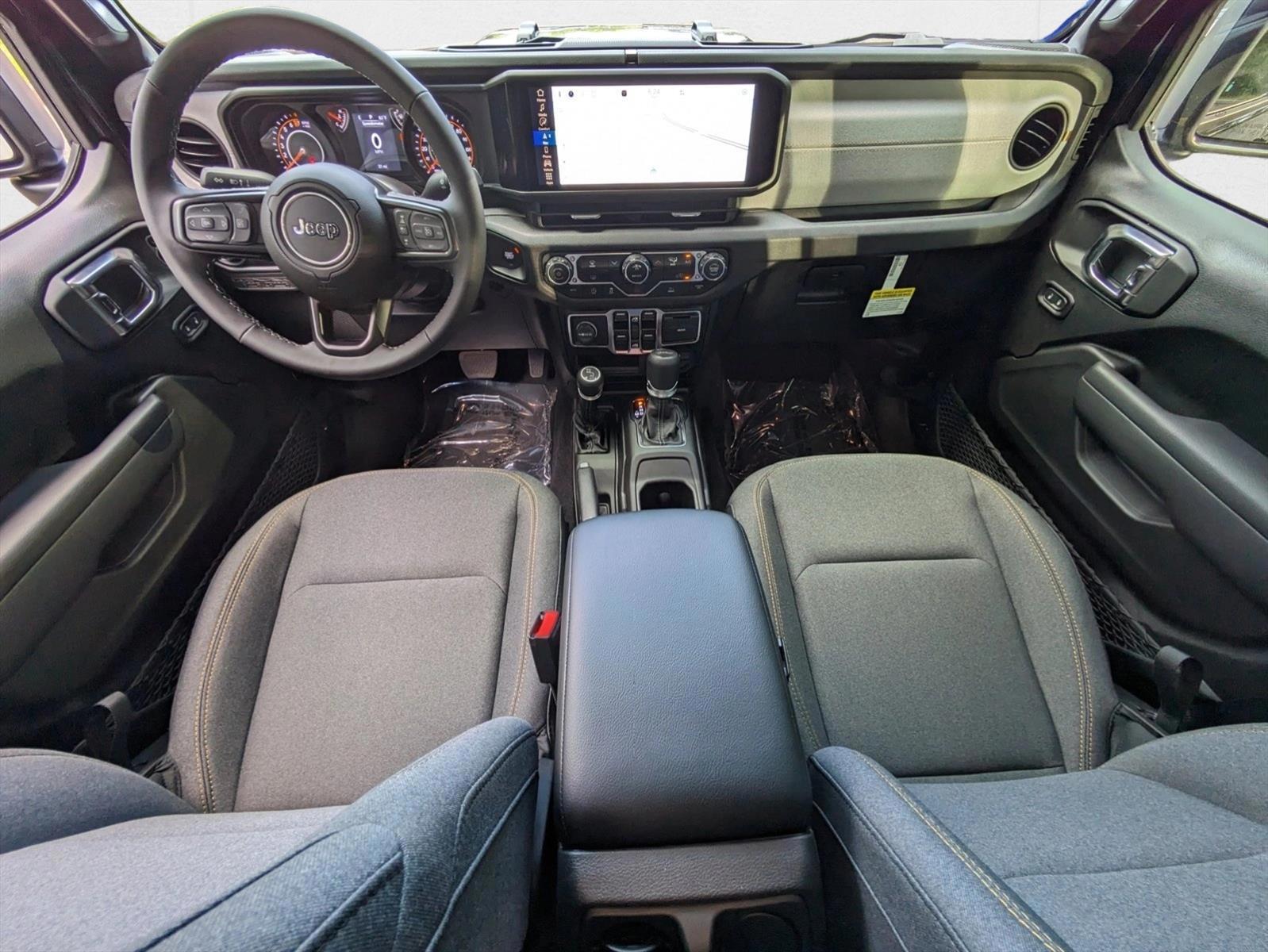 Thumbnail: 2025 Jeep Gladiator - 3