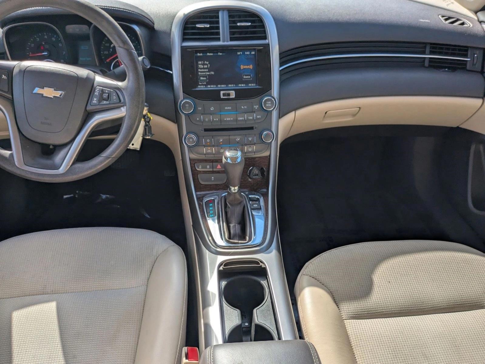Thumbnail: 2013 Chevrolet Malibu - 3