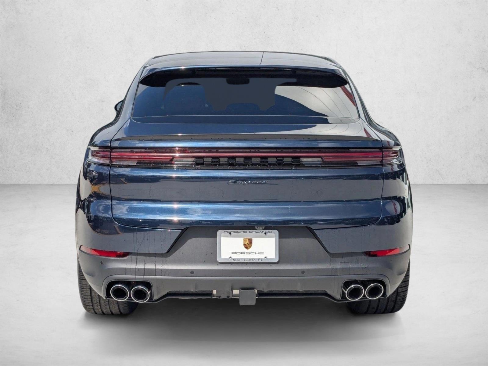 2025 Porsche Cayenne Coupe E-Hybrid - Photo 10