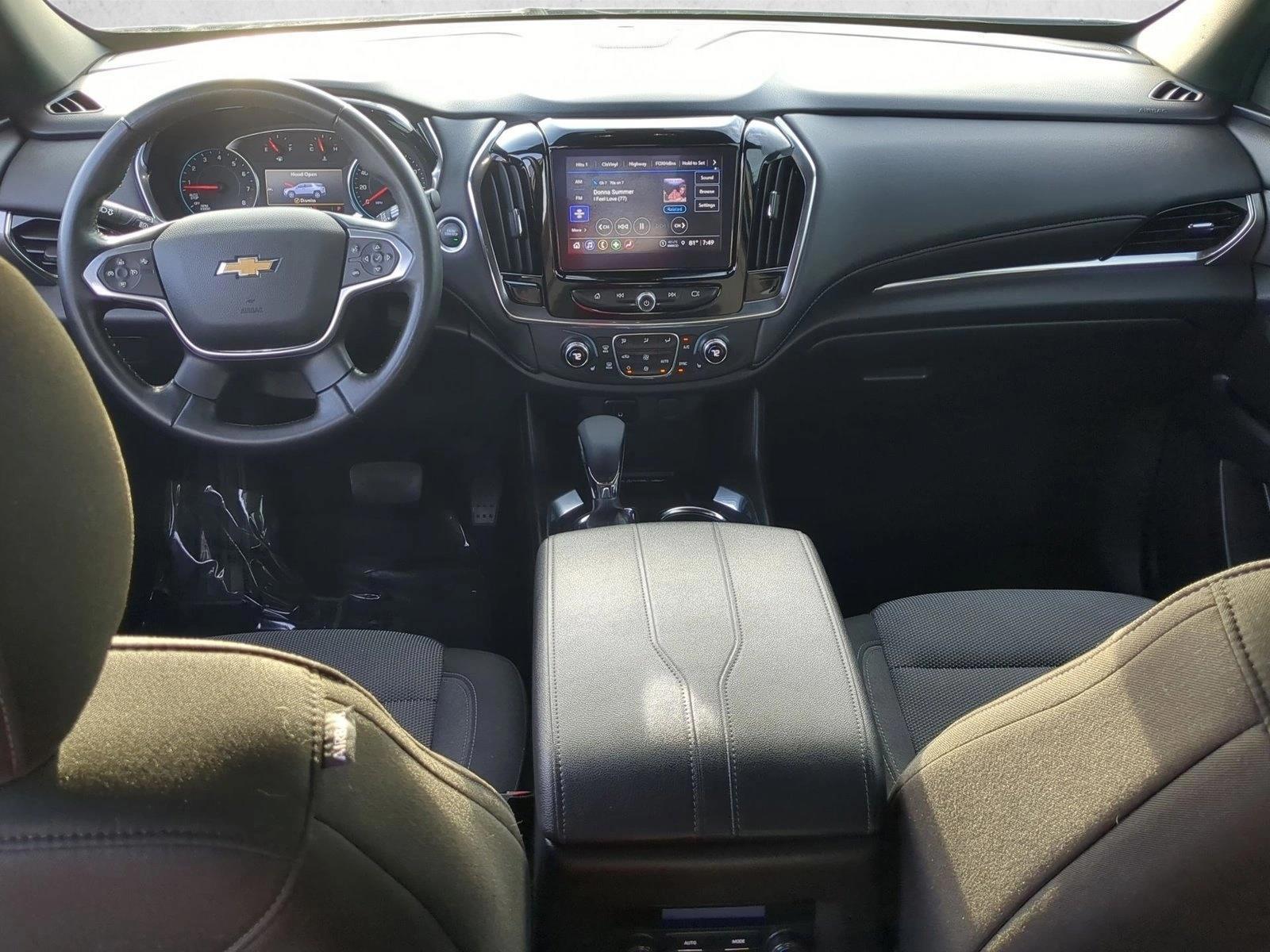 Thumbnail: 2023 Chevrolet Traverse - 4