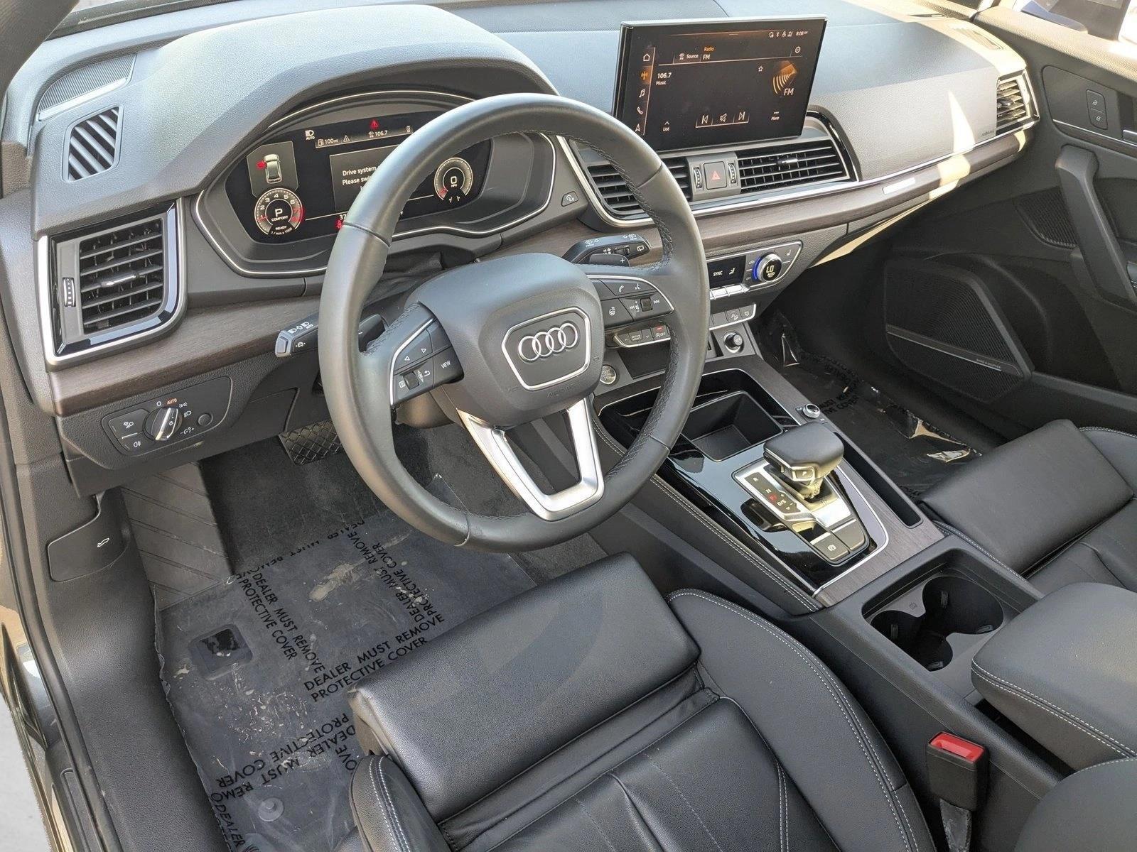 Thumbnail: 2023 Audi Q5 - 3