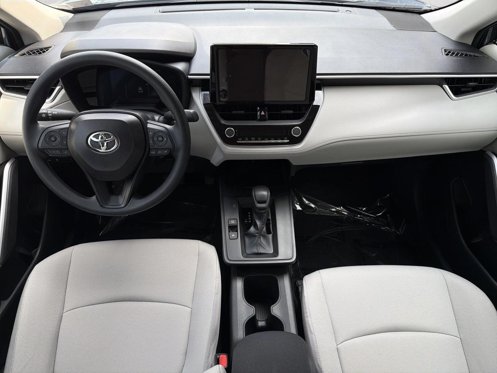 Thumbnail: 2026 Toyota Corolla Cross - 3