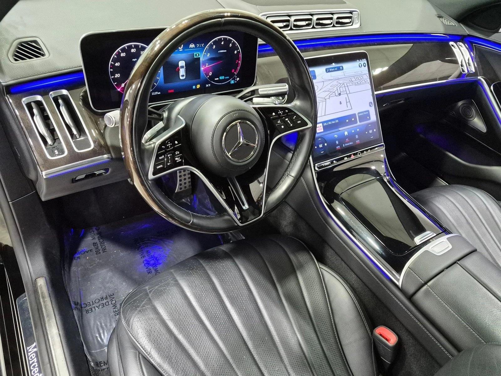 Thumbnail: 2022 Mercedes-Benz S-Class - 3