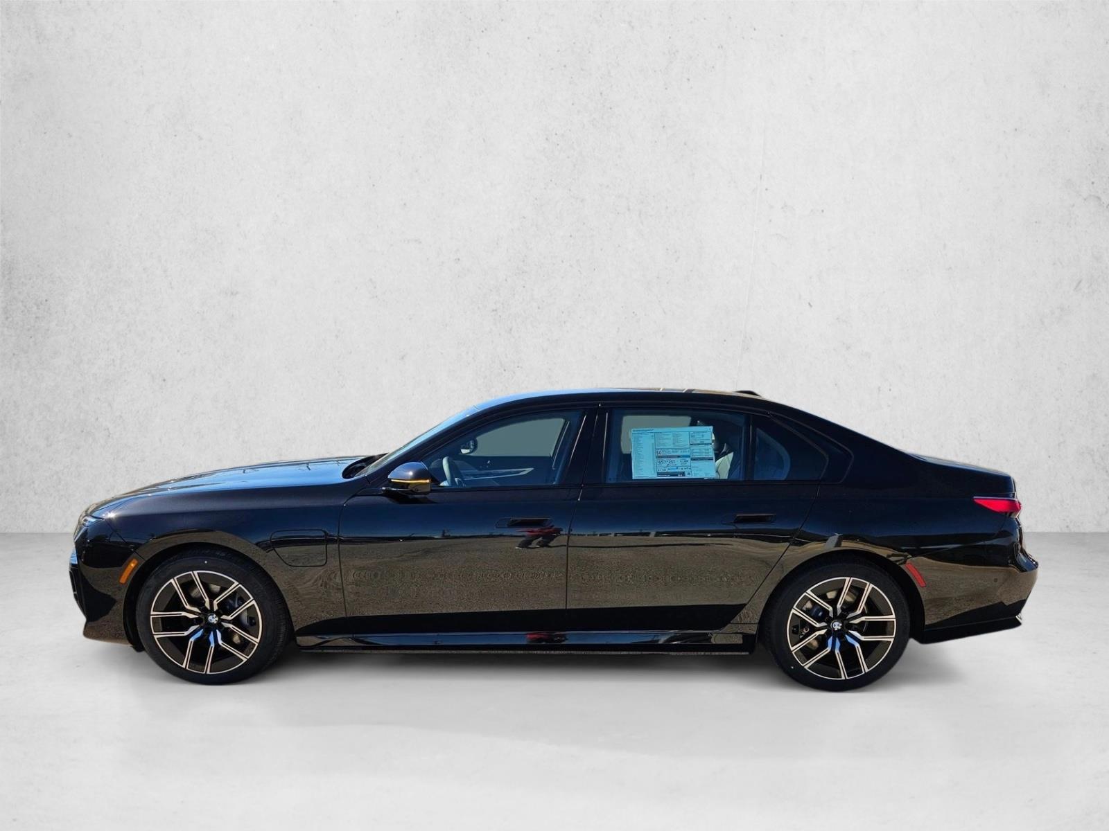 Thumbnail: 2025 BMW 7 Series - 2