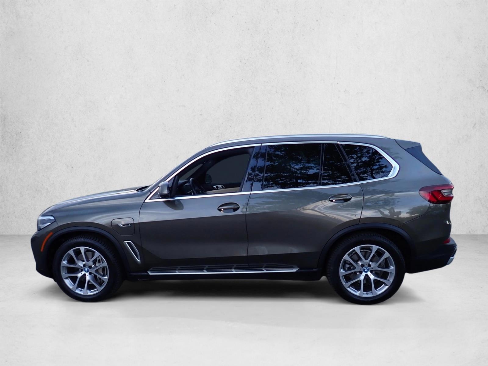 Thumbnail: 2022 BMW X5 - 2
