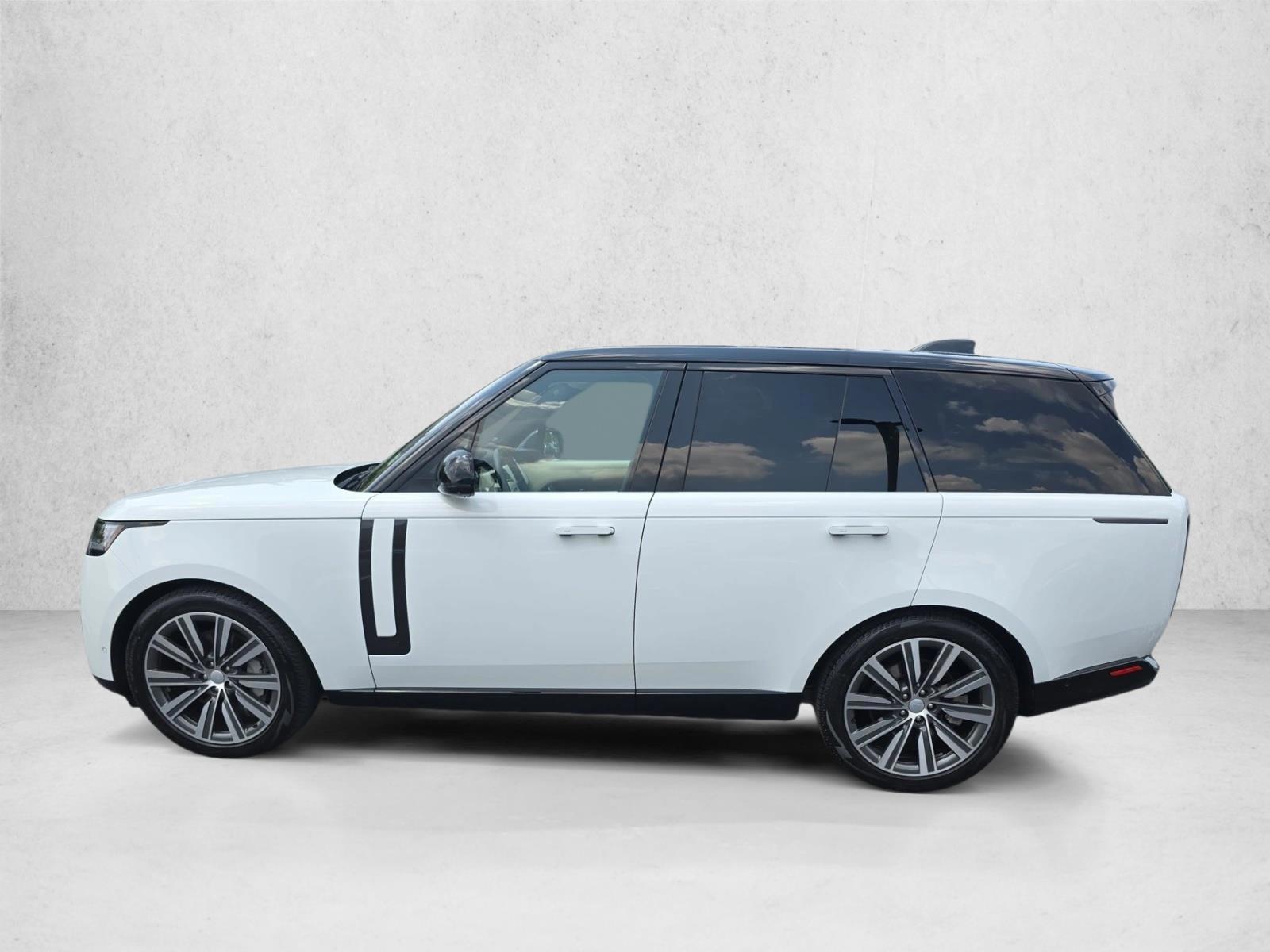 Thumbnail: 2023 Land Rover Range Rover - 2