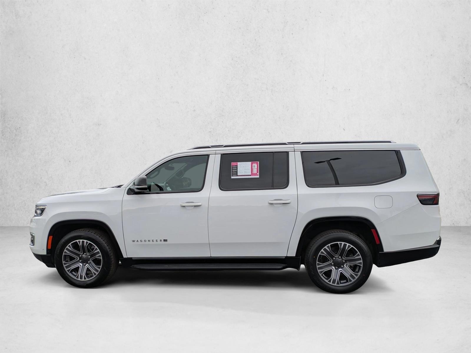 Thumbnail: 2024 Jeep Wagoneer - 2