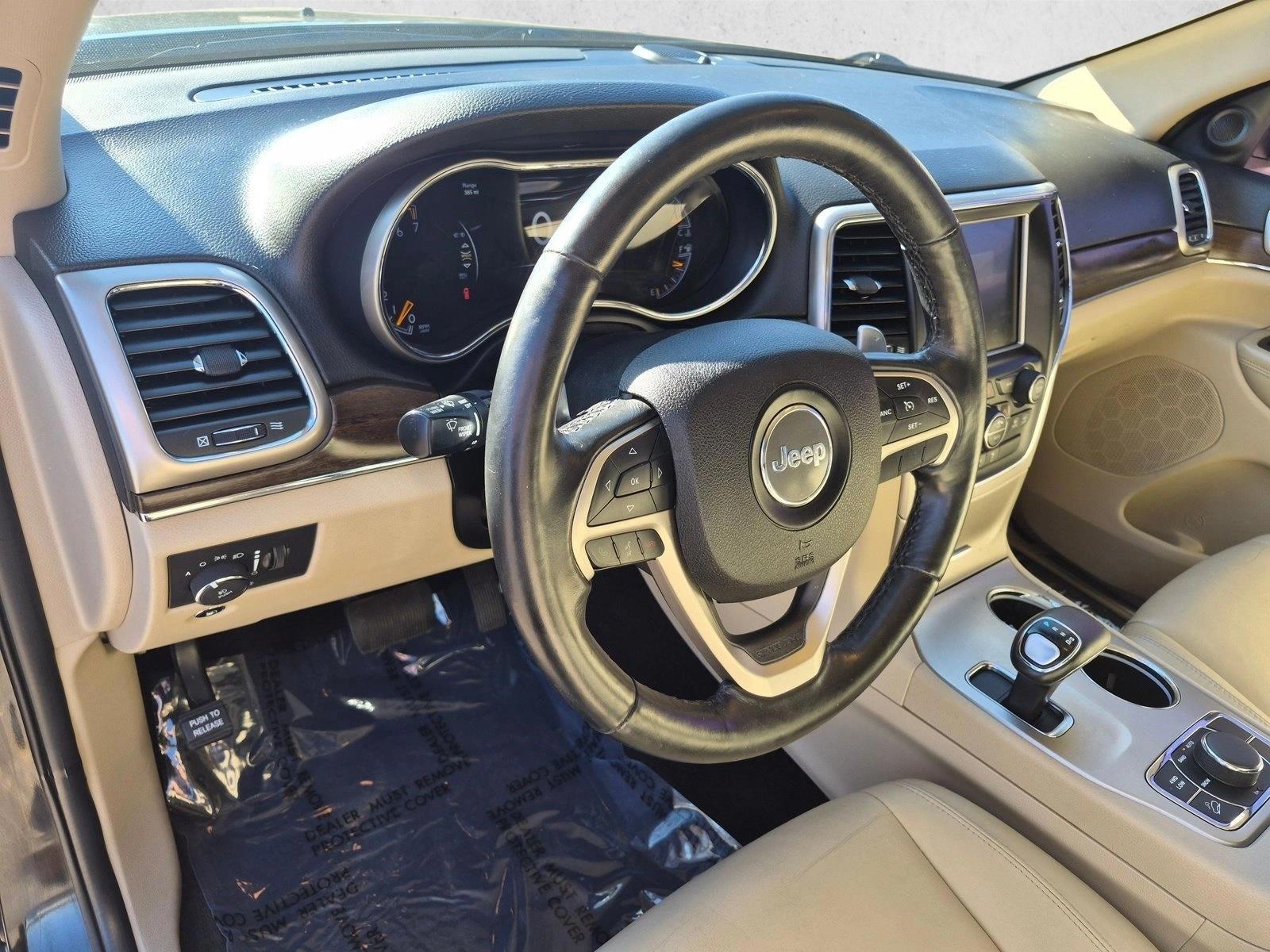 Thumbnail: 2015 Jeep Grand Cherokee - 3