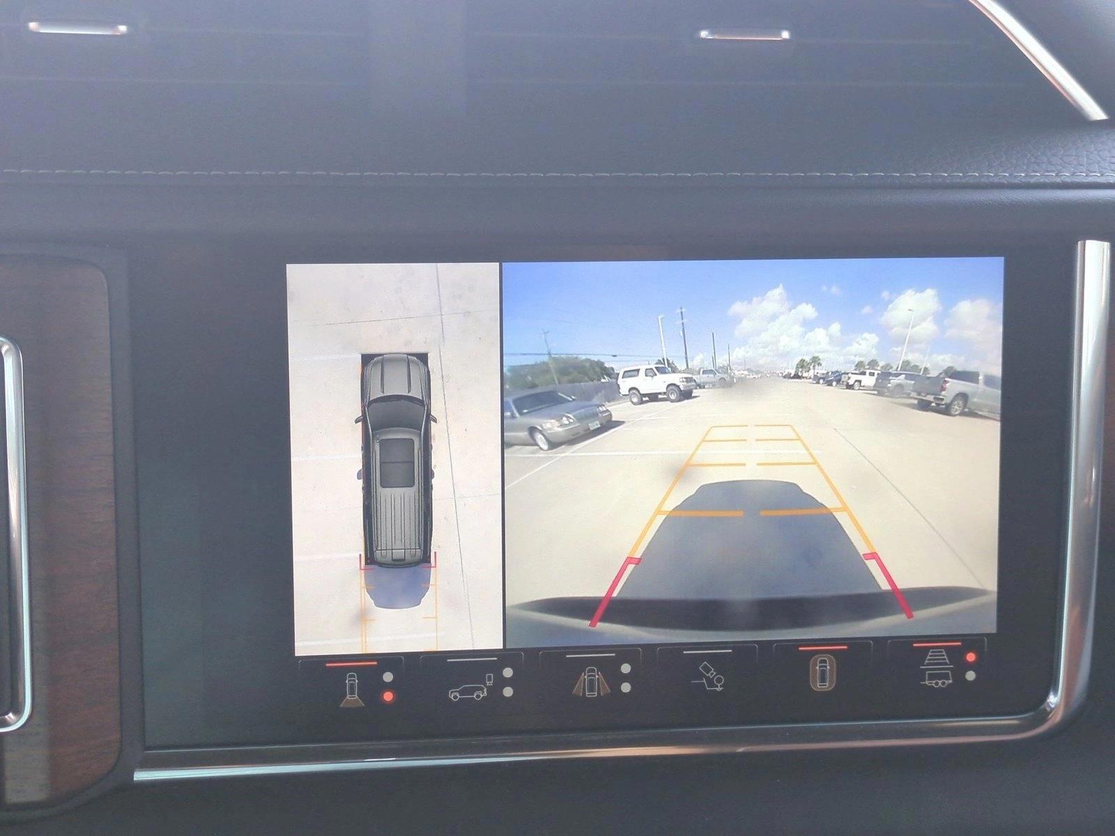 2023 GMC Yukon XL Denali Ultimate - Photo 11