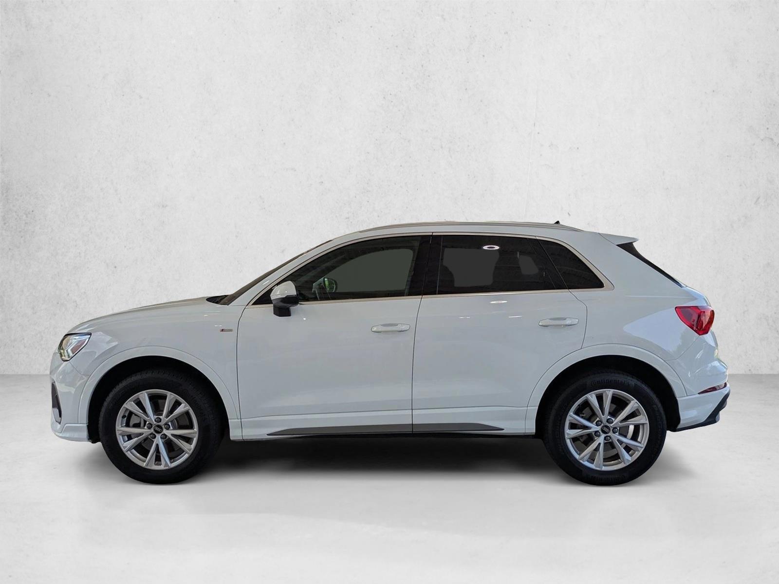 Thumbnail: 2025 Audi Q3 - 2